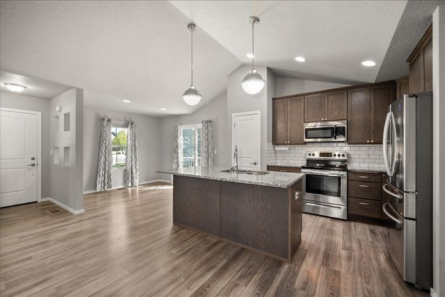 22560 E Wellington Pkwy, Liberty Lake, WA 99019