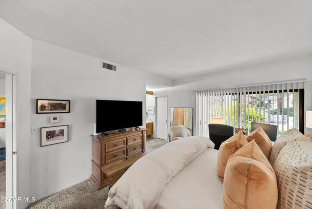 5728 Skyview Way G, Agoura Hills, CA 91301
