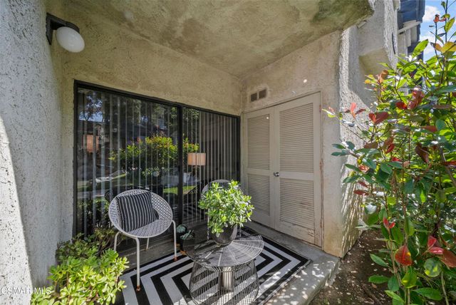 5728 Skyview Way G, Agoura Hills, CA 91301