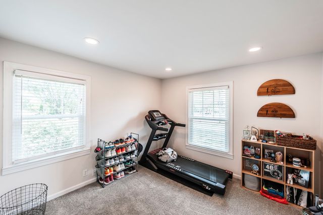 110 Brookhaven Dr, Gallatin, TN 37066