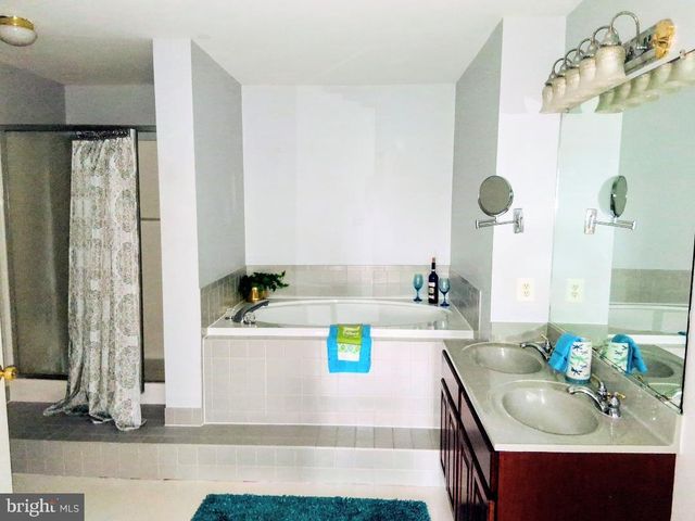 4695 SANDS RD, Harwood, MD 20776
