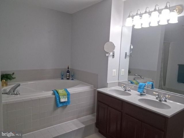 4695 SANDS RD, Harwood, MD 20776