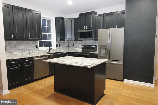 4695 SANDS RD, Harwood, MD 20776