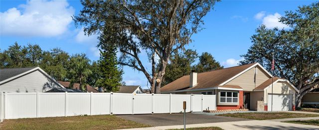 11304 MAYBROOK AVENUE, Riverview, FL 33569