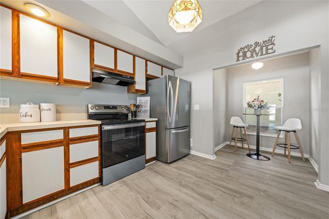 11304 MAYBROOK AVENUE, Riverview, FL 33569