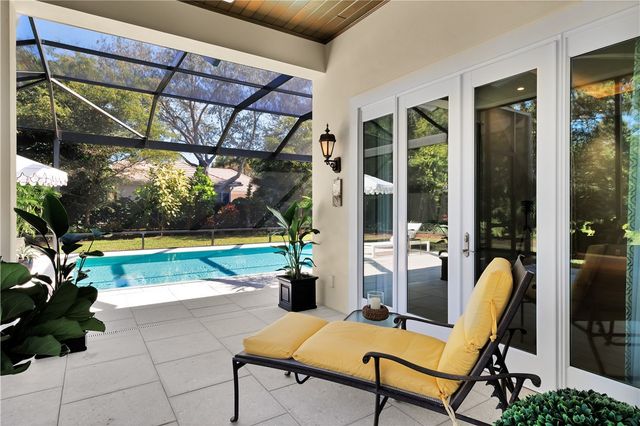 1008 Isla Verde Square, Vero Beach, FL 32963