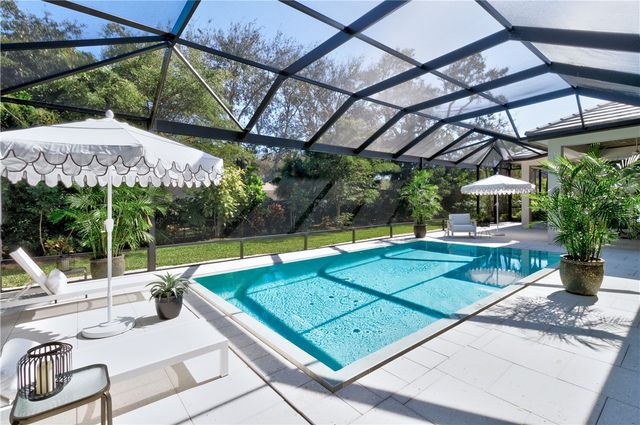 1008 Isla Verde Square, Vero Beach, FL 32963