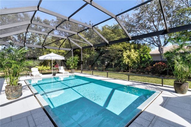 1008 Isla Verde Square, Vero Beach, FL 32963