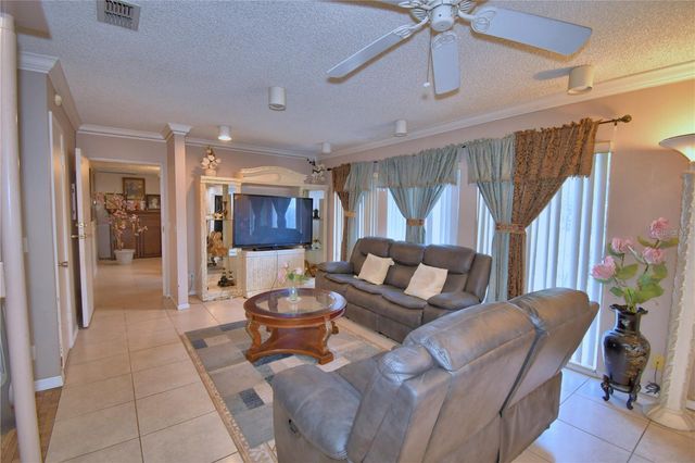 201 LAKE BONNY DRIVE E, Lakeland, FL 33801