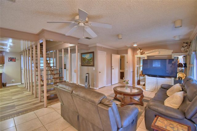 201 LAKE BONNY DRIVE E, Lakeland, FL 33801
