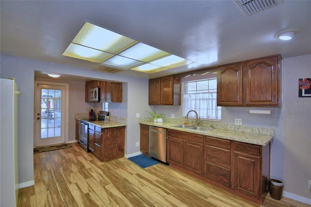 201 LAKE BONNY DRIVE E, Lakeland, FL 33801