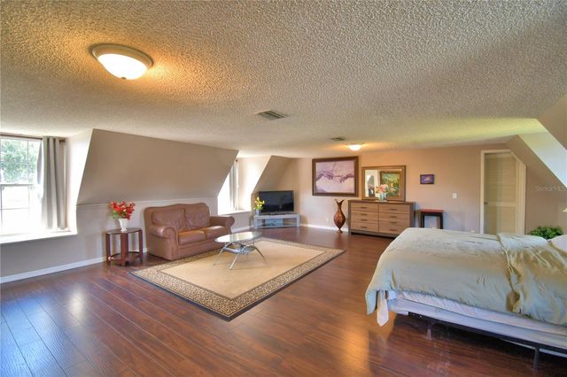 201 LAKE BONNY DRIVE E, Lakeland, FL 33801