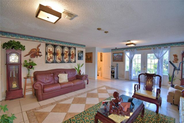 201 LAKE BONNY DRIVE E, Lakeland, FL 33801