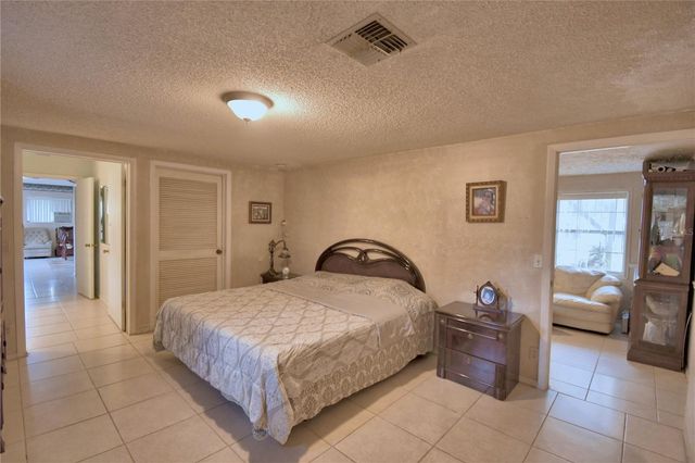 201 LAKE BONNY DRIVE E, Lakeland, FL 33801