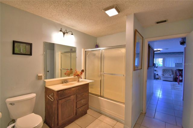 201 LAKE BONNY DRIVE E, Lakeland, FL 33801