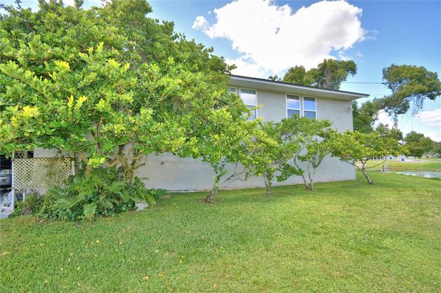 201 LAKE BONNY DRIVE E, Lakeland, FL 33801