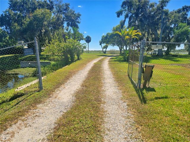 201 LAKE BONNY DRIVE E, Lakeland, FL 33801