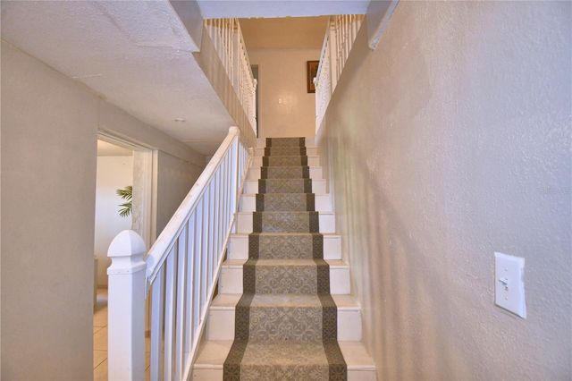 201 LAKE BONNY DRIVE E, Lakeland, FL 33801