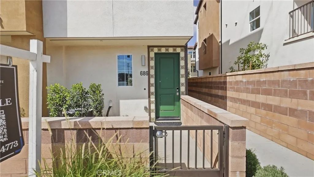 686 Limoncello Lane, Covina, CA 91723