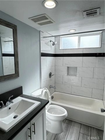 433 E 30th, Los Angeles, CA 90011