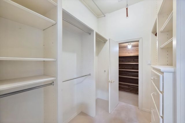 2410 GREEN PARK Drive, Arlington, TX 76017