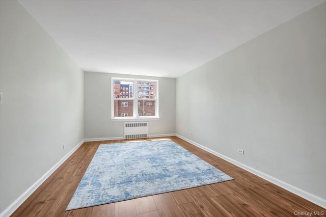 144-44 41st Avenue 3N, Flushing, NY 11355
