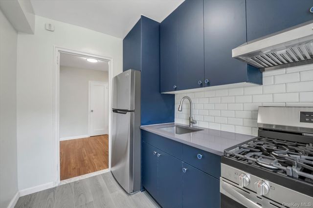 144-44 41st Avenue 3N, Flushing, NY 11355