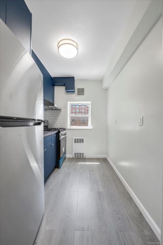 144-44 41st Avenue 3N, Flushing, NY 11355