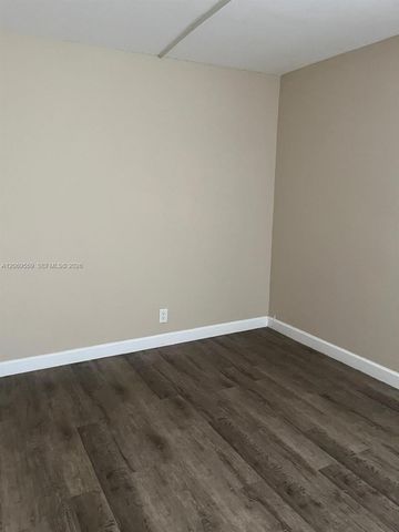 4550 NW 9th Street 701E, Miami, FL 33126