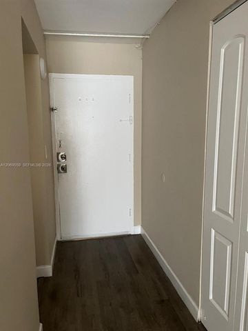 4550 NW 9th Street 701E, Miami, FL 33126