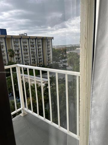 4550 NW 9th Street 701E, Miami, FL 33126