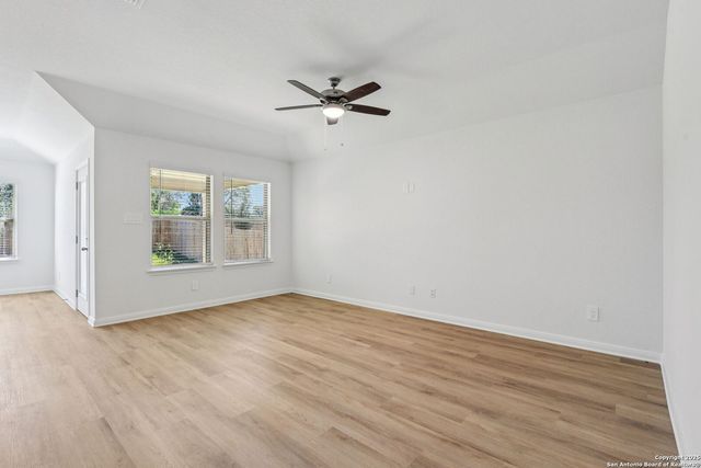 10258 King Robert, San Antonio, TX 78239