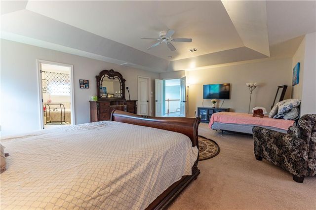 2140 Eagles Landing Drive, Upper Nazareth Twp, PA 18064