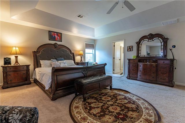 2140 Eagles Landing Drive, Upper Nazareth Twp, PA 18064