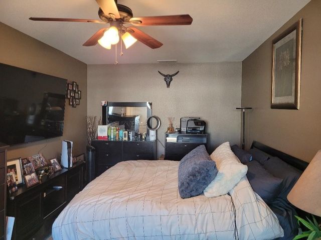 5012 Wuthering Ave, Sacramento, CA 95823