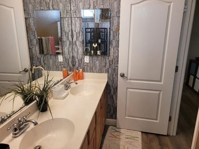 5012 Wuthering Ave, Sacramento, CA 95823