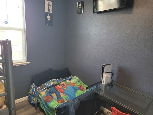 5012 Wuthering Ave, Sacramento, CA 95823