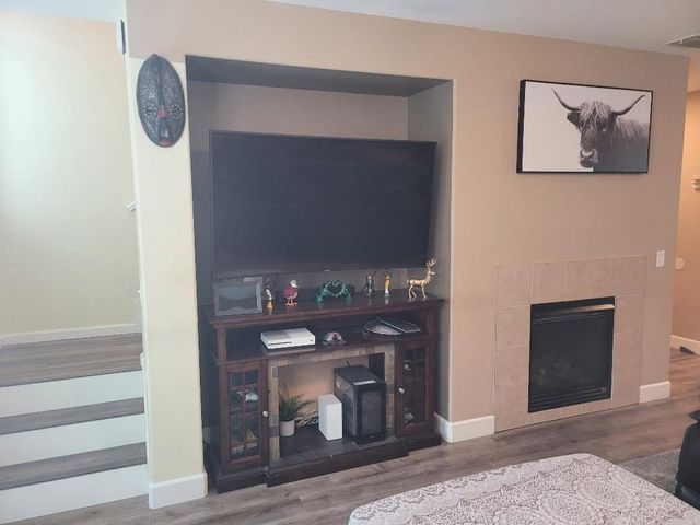 5012 Wuthering Ave, Sacramento, CA 95823