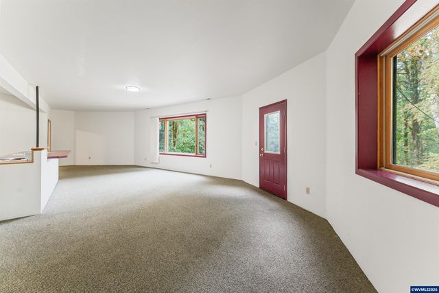 7210 NW Grandview Dr, Corvallis, OR 97330