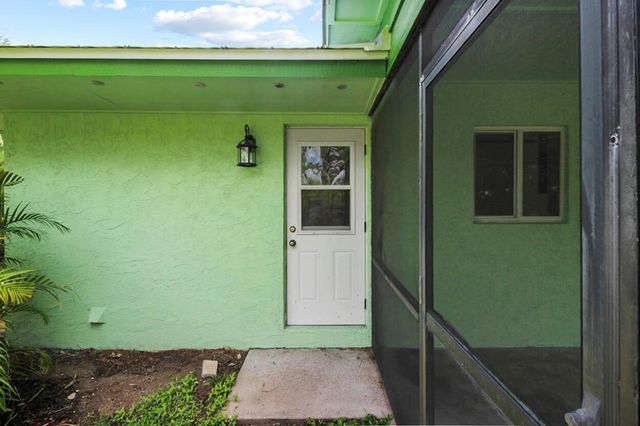 431 NE Julia Court, Jensen Beach, FL 34957