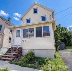195 Pulaski Avenue, Sayreville, NJ 08872