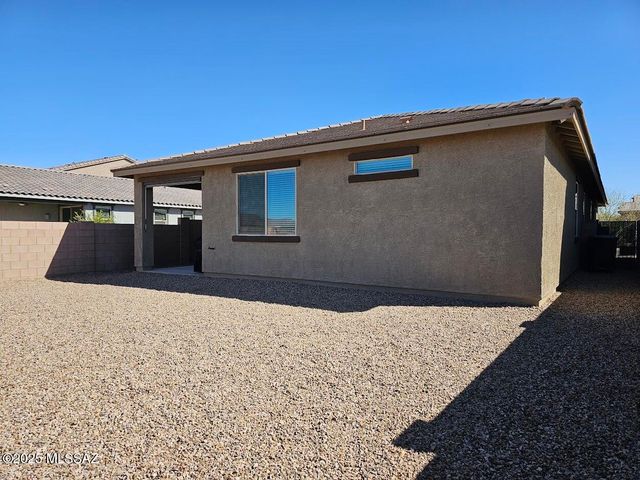 10800 W Embrey Drive, Marana, AZ 85653