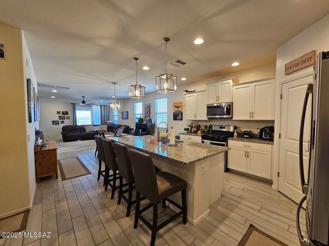 10800 W Embrey Drive, Marana, AZ 85653