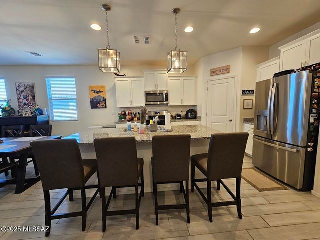 10800 W Embrey Drive, Marana, AZ 85653