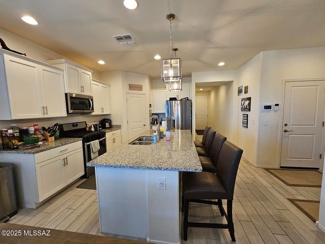10800 W Embrey Drive, Marana, AZ 85653