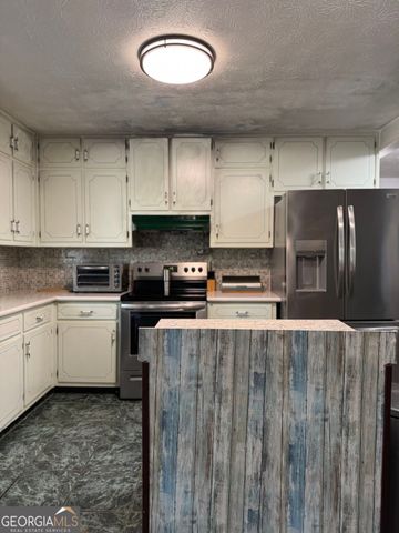 2273 Hampton Trail SE, Conyers, GA 30013