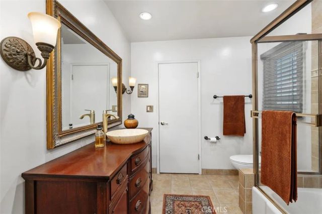 23349 Schoenborn Street, West Hills, CA 91304