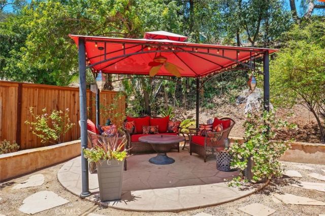 23349 Schoenborn Street, West Hills, CA 91304