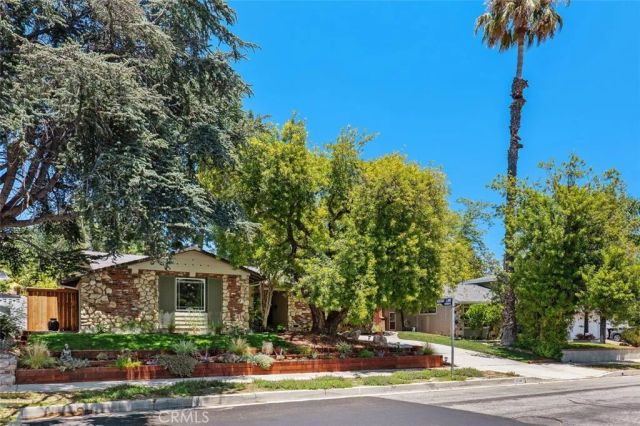 23349 Schoenborn Street, West Hills, CA 91304