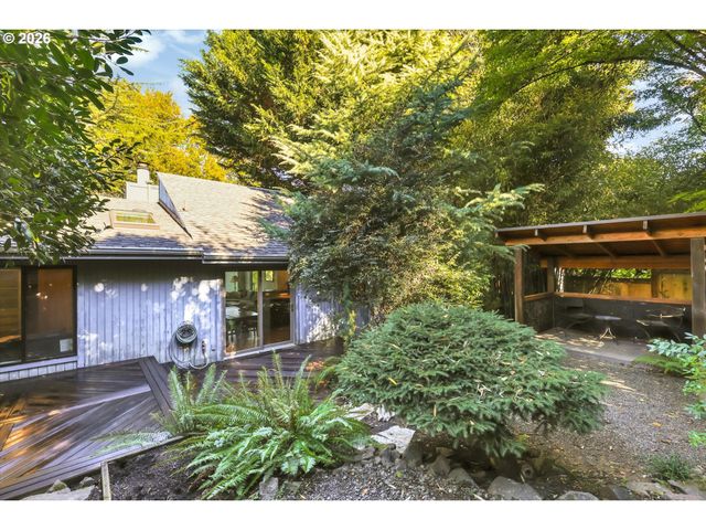 3212 Nw WILSON St, Portland, OR 97210